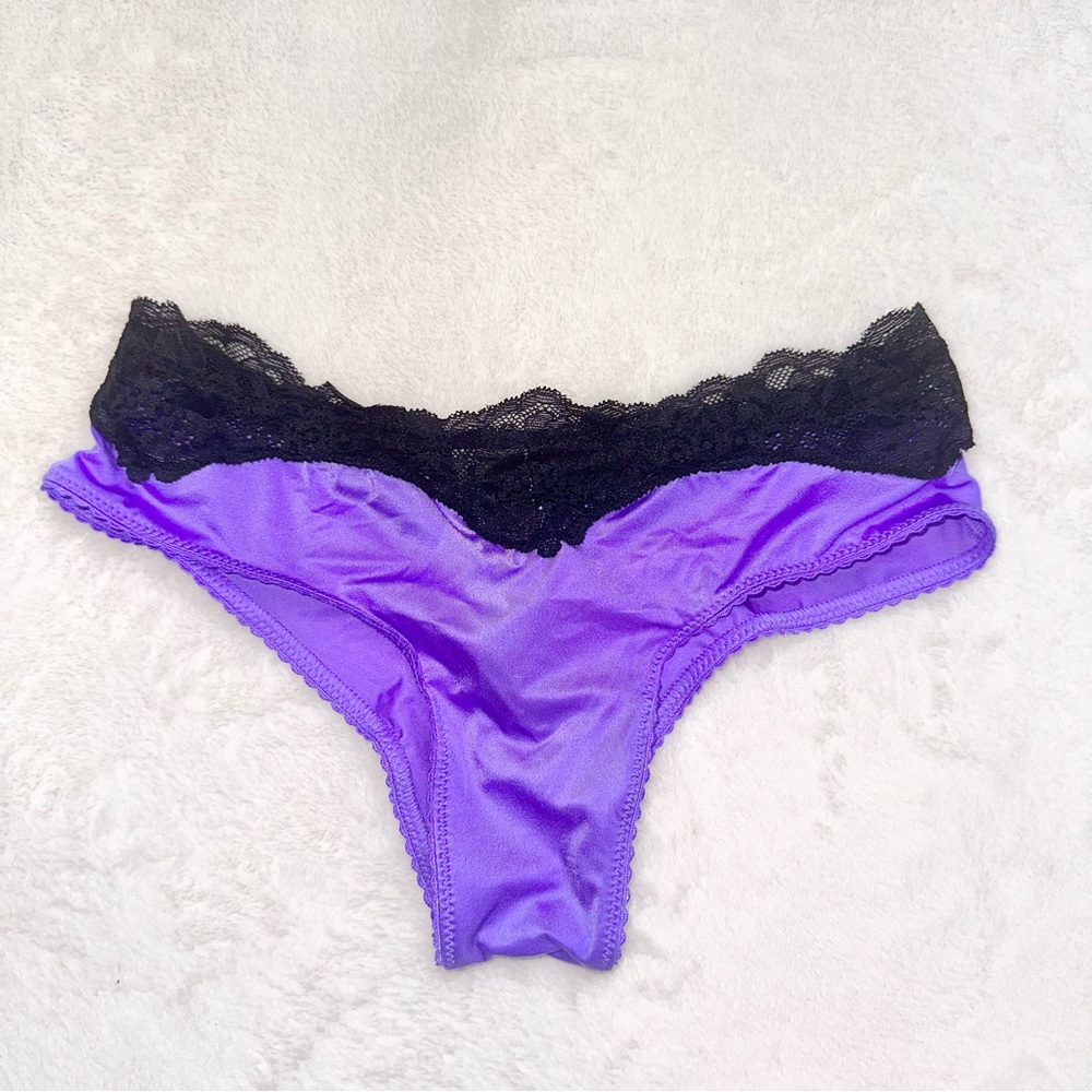 NWT! Victoria’s Secret Bombshell Bra & Cheeky Panty! - Picture 8 of 11
